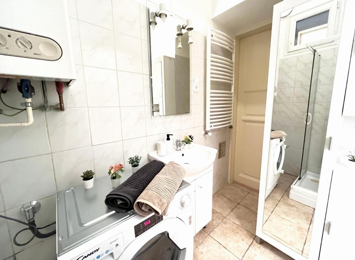 Hogyes Endre Apartment บูดาเปสต์ ภายนอก รูปภาพ